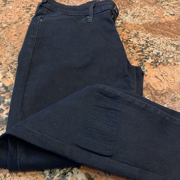 Levi’s Black Jeans Size 8 (29X32) New Without Tags - Picture 4 of 8
